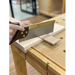 Bench Hook for Traditional and Japanese Saws